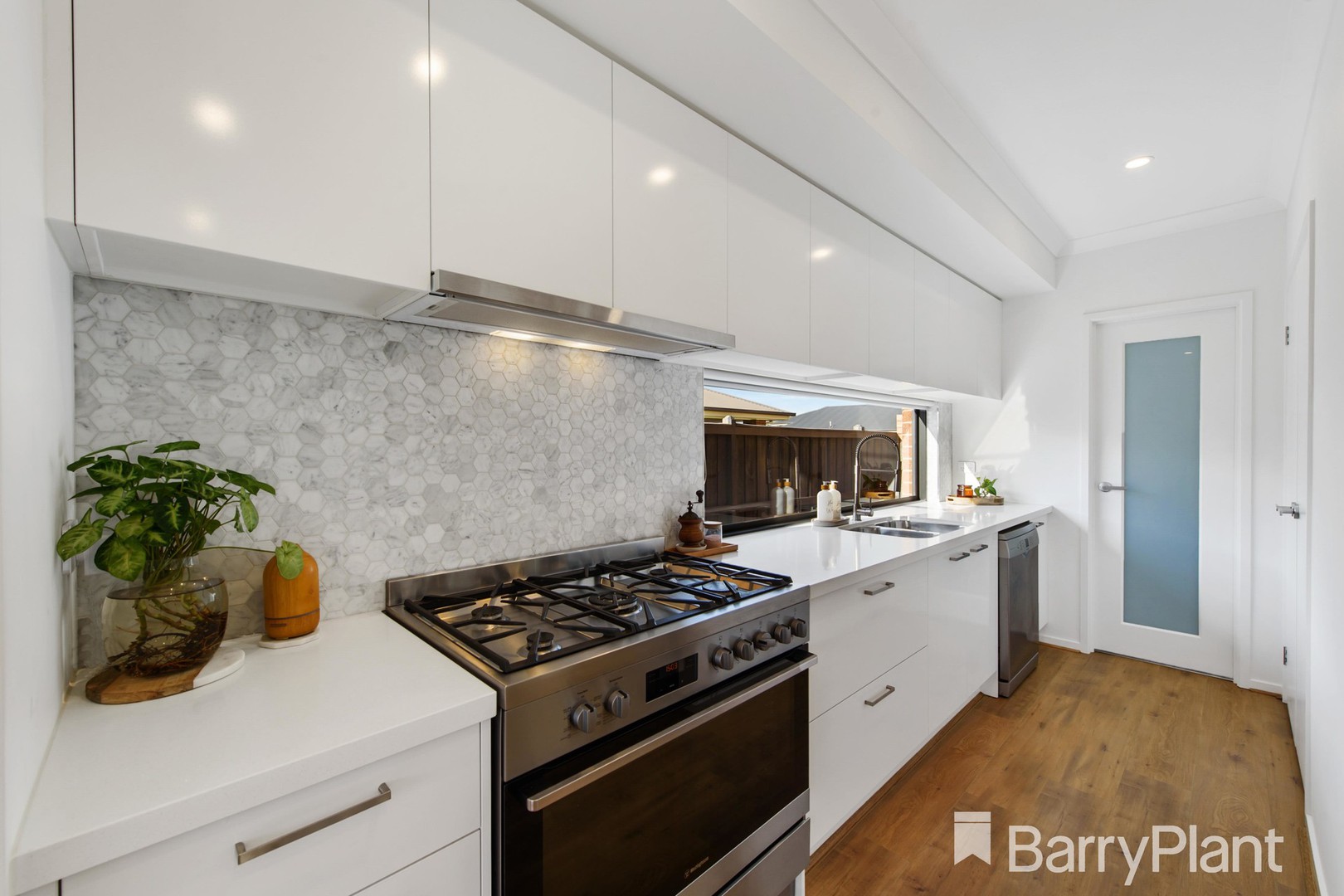 17 Rex DriveThornhill Park, VIC 3335, Thornhill Park - Thumbnail 4