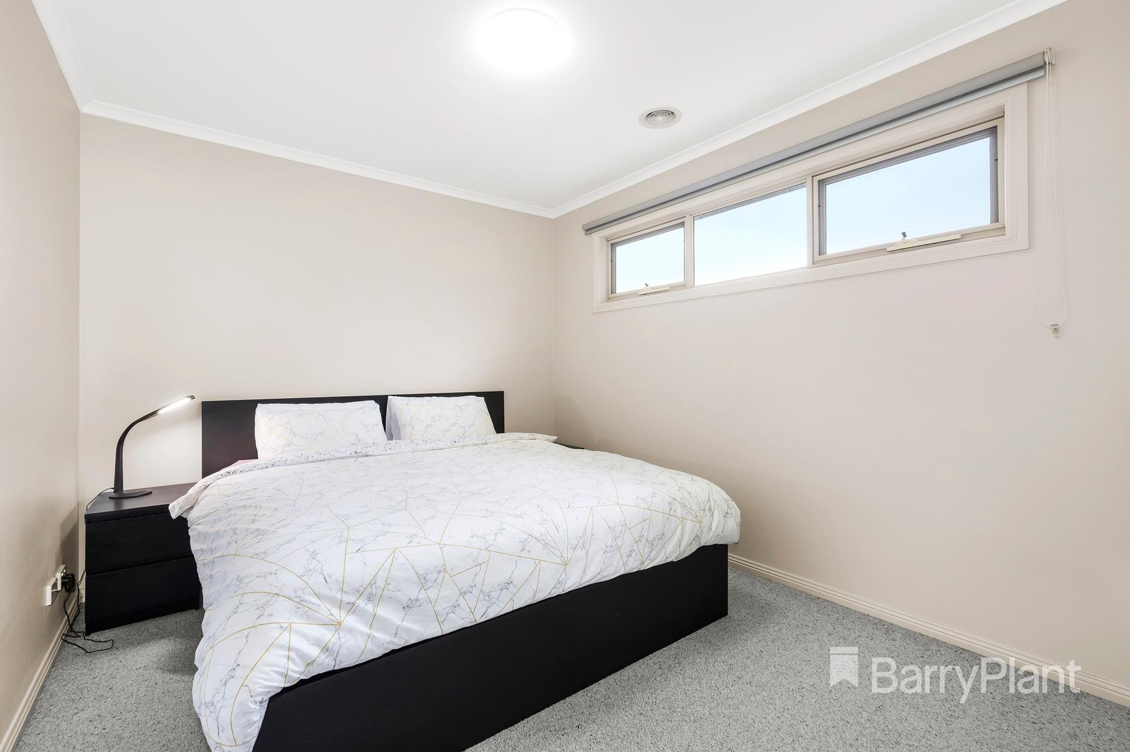 1/129 Mountain View RoadBriar Hill, VIC 3088, Briar Hill - Thumbnail 5