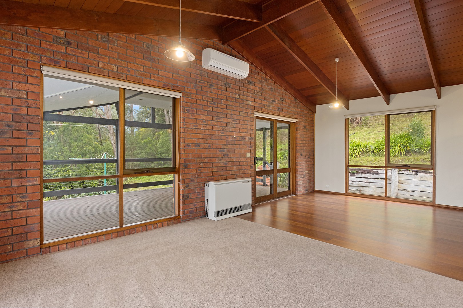 1 Juliet CrescentHealesville, VIC 3777, Healesville - Thumbnail 3