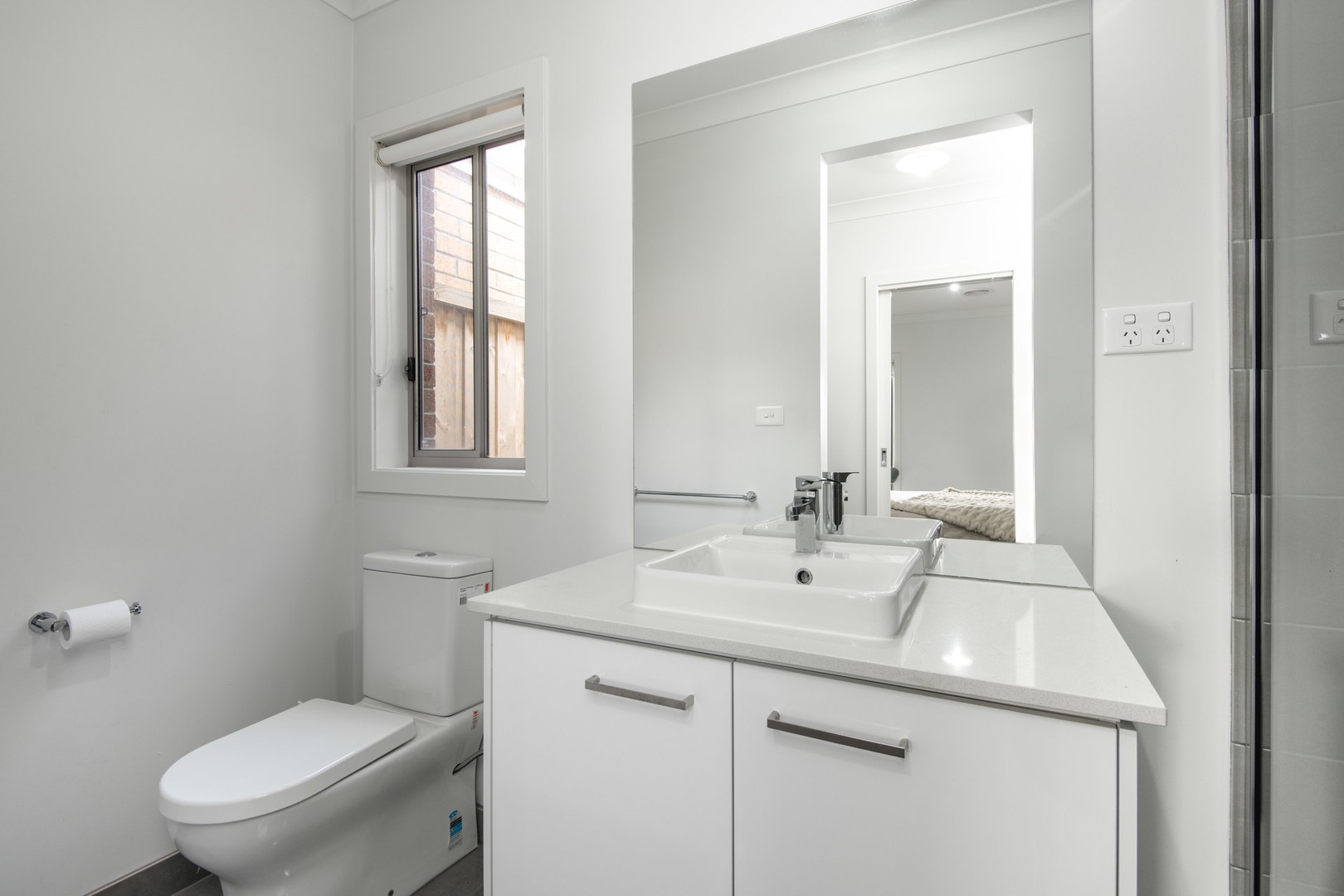 8 Trent CrescentCharlemont, VIC 3217, Charlemont - Thumbnail 7