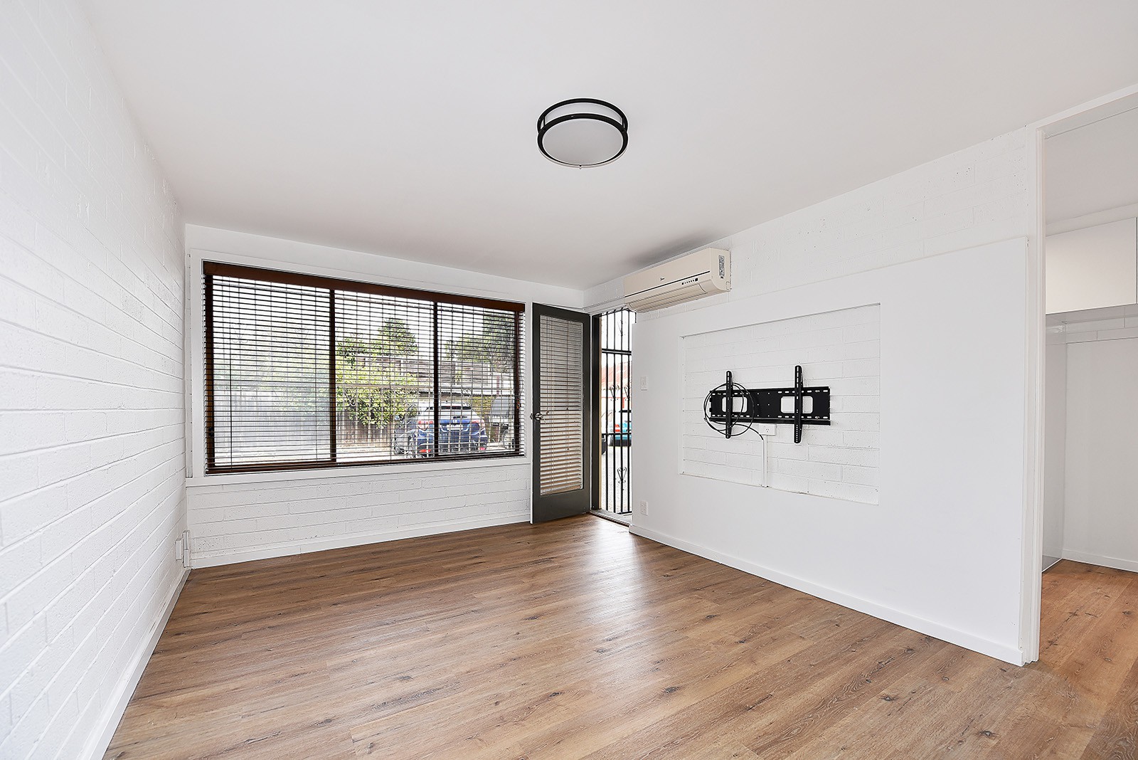 4/8 Newstead  Street, Maribyrnong, VIC 3032 - Thumbnail 2 - 06/08/2021