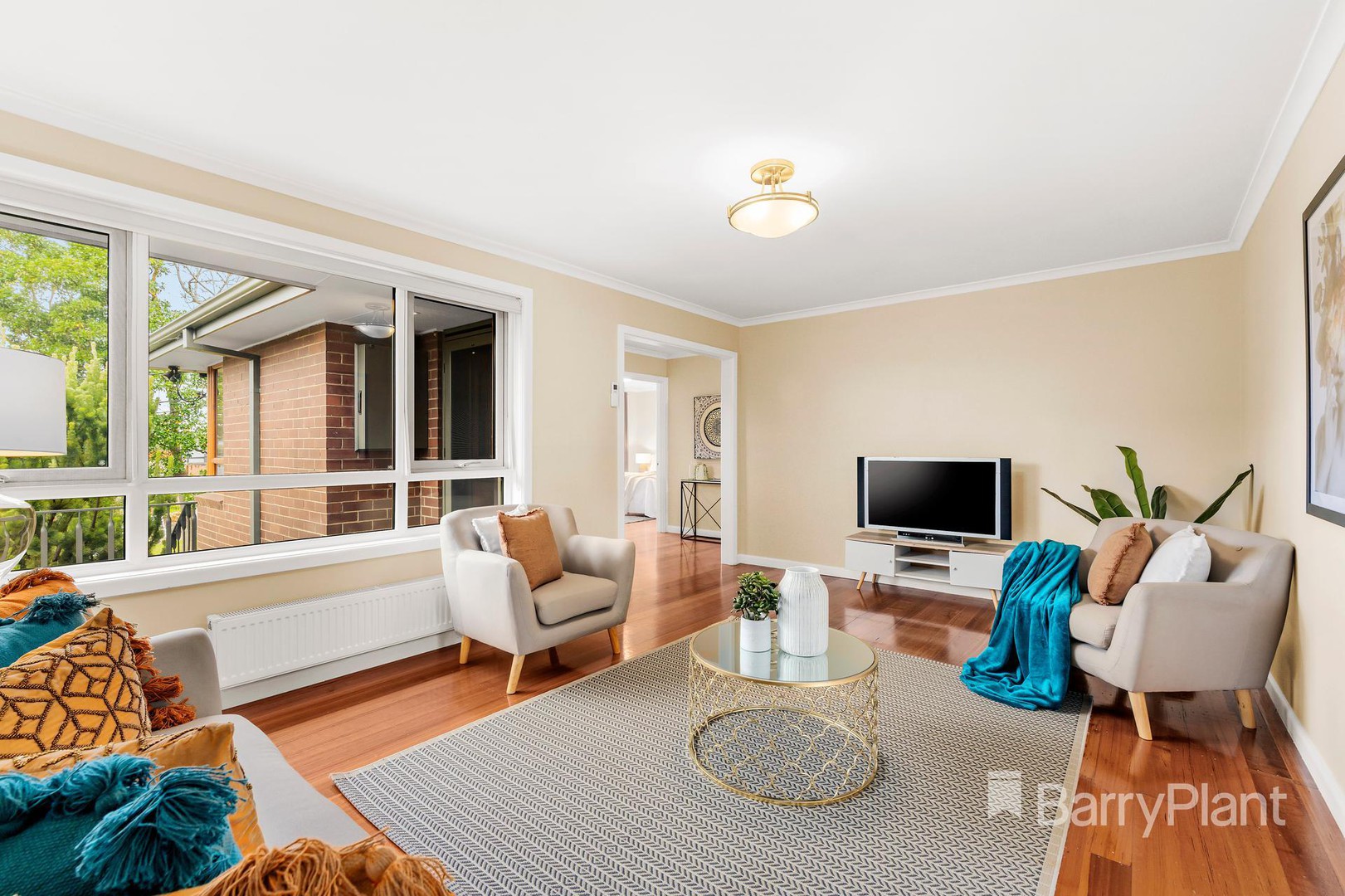 23 Frances Avenue, Greensborough, VIC 3088 - Thumbnail 2 - 07/08/2021