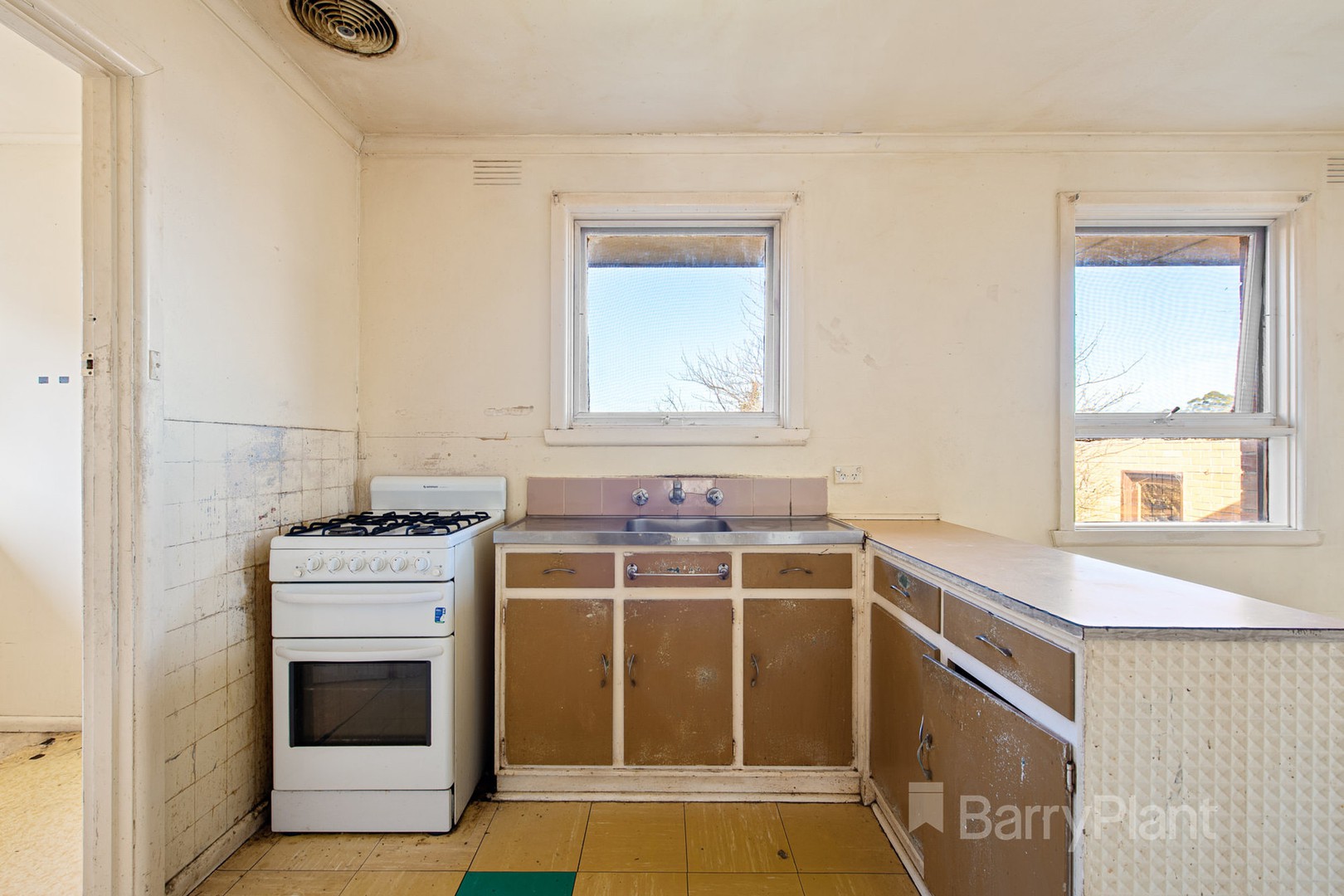 46 Kingswood CrescentNoble Park North, VIC 3174, Noble Park North - Thumbnail 2