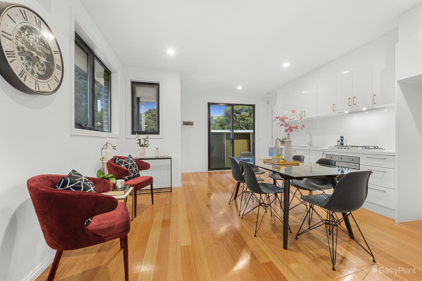 14 Saxon Street, Doncaster, VIC 3108, Doncaster - Thumbnail 4