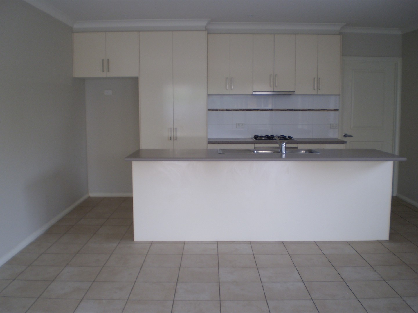 4/11 Boundary RoadNewcomb, VIC 3219  - Leased, Newcomb - Thumbnail 3