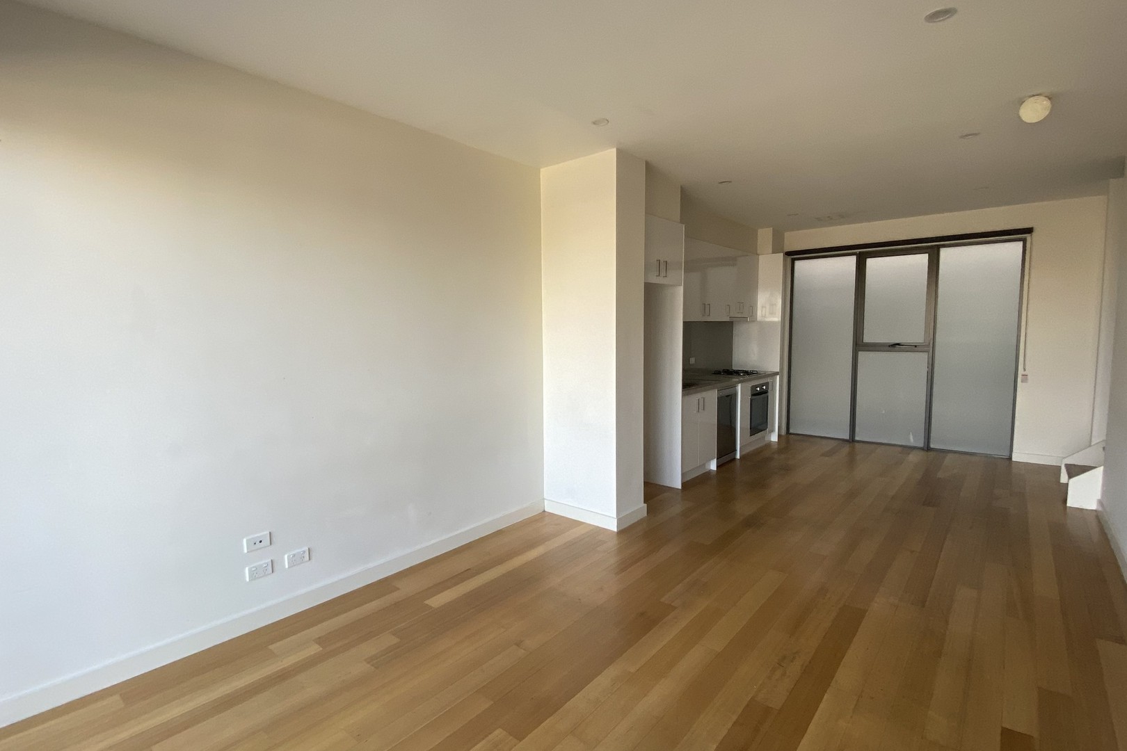16/70-72 St Georges RoadPreston, VIC 3072  - Leased, Preston - Thumbnail 3