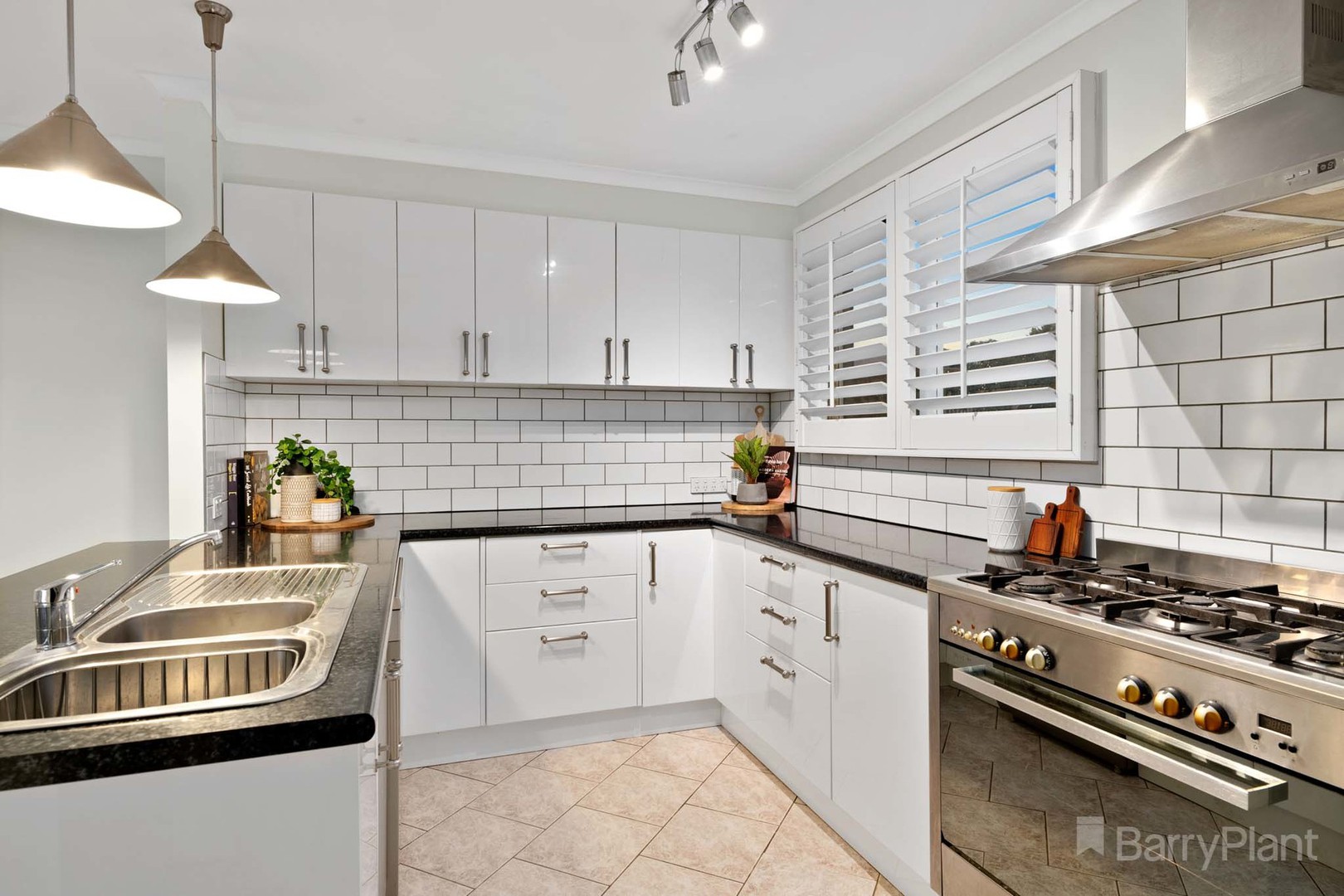 9 St James CourtNarre Warren, VIC 3805  - Leased, Narre Warren - Thumbnail 5