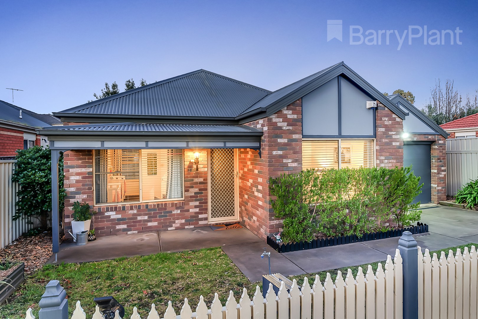 3 Woodlea CrescentCraigieburn, VIC 3064  - Leased, Craigieburn - Thumbnail 2