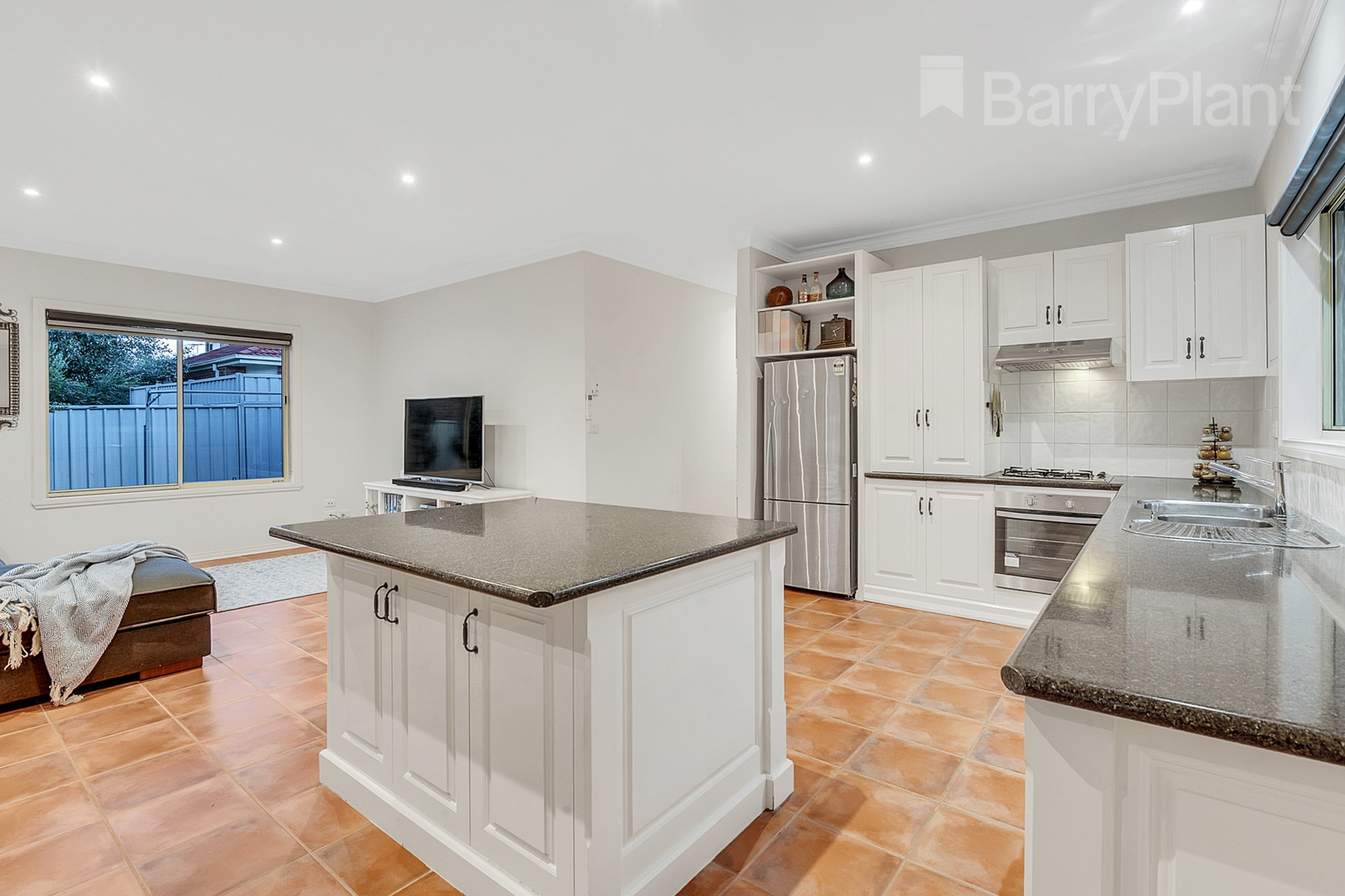 3 Woodlea CrescentCraigieburn, VIC 3064  - Leased, Craigieburn - Thumbnail 6