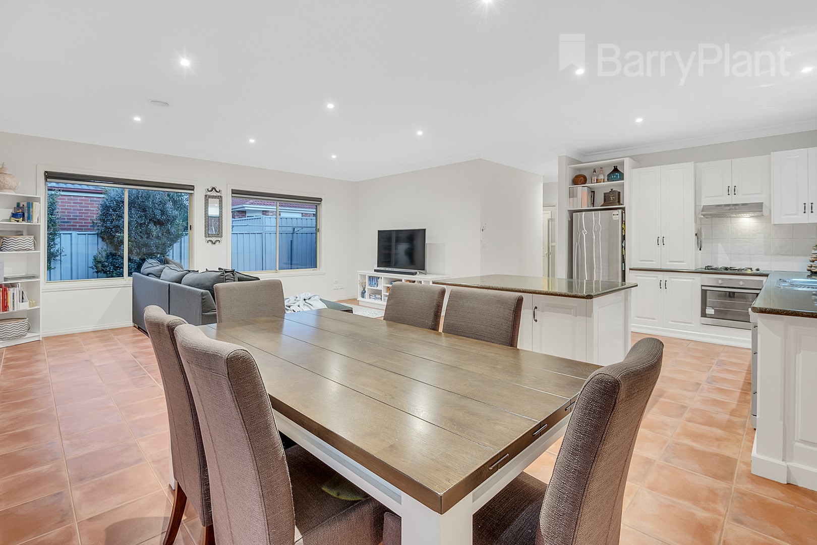 3 Woodlea CrescentCraigieburn, VIC 3064  - Leased, Craigieburn - Thumbnail 8