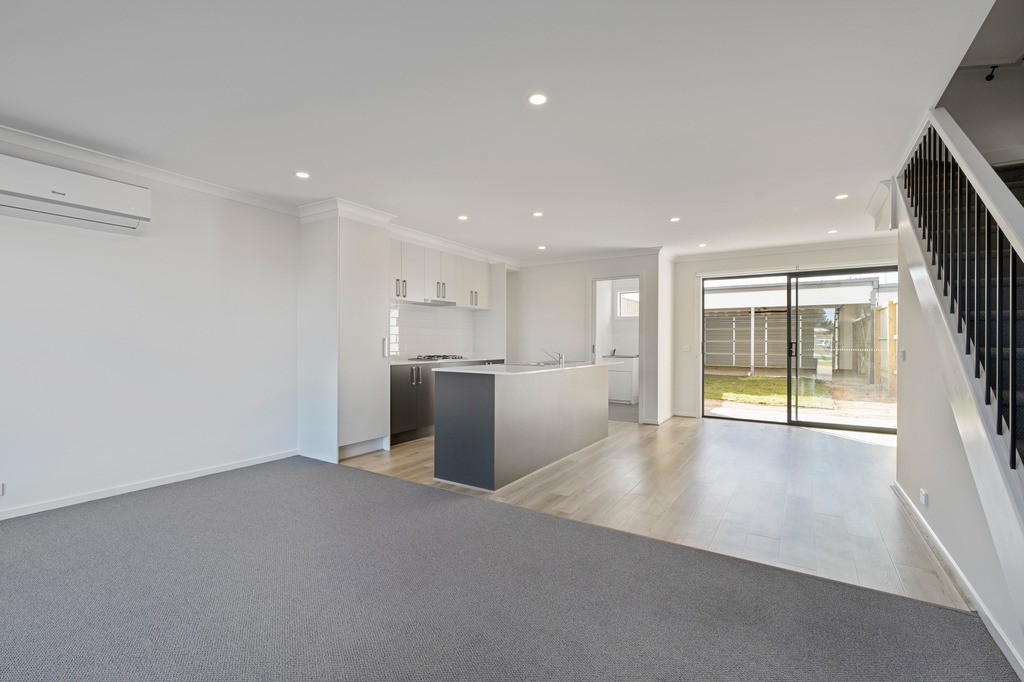 11 Parkfield BoulevardCharlemont, VIC 3217  - Leased, Charlemont - Thumbnail 2