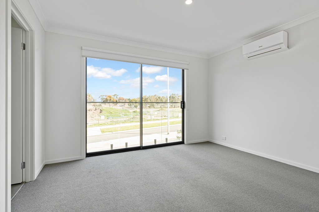 11 Parkfield BoulevardCharlemont, VIC 3217  - Leased, Charlemont - Thumbnail 3