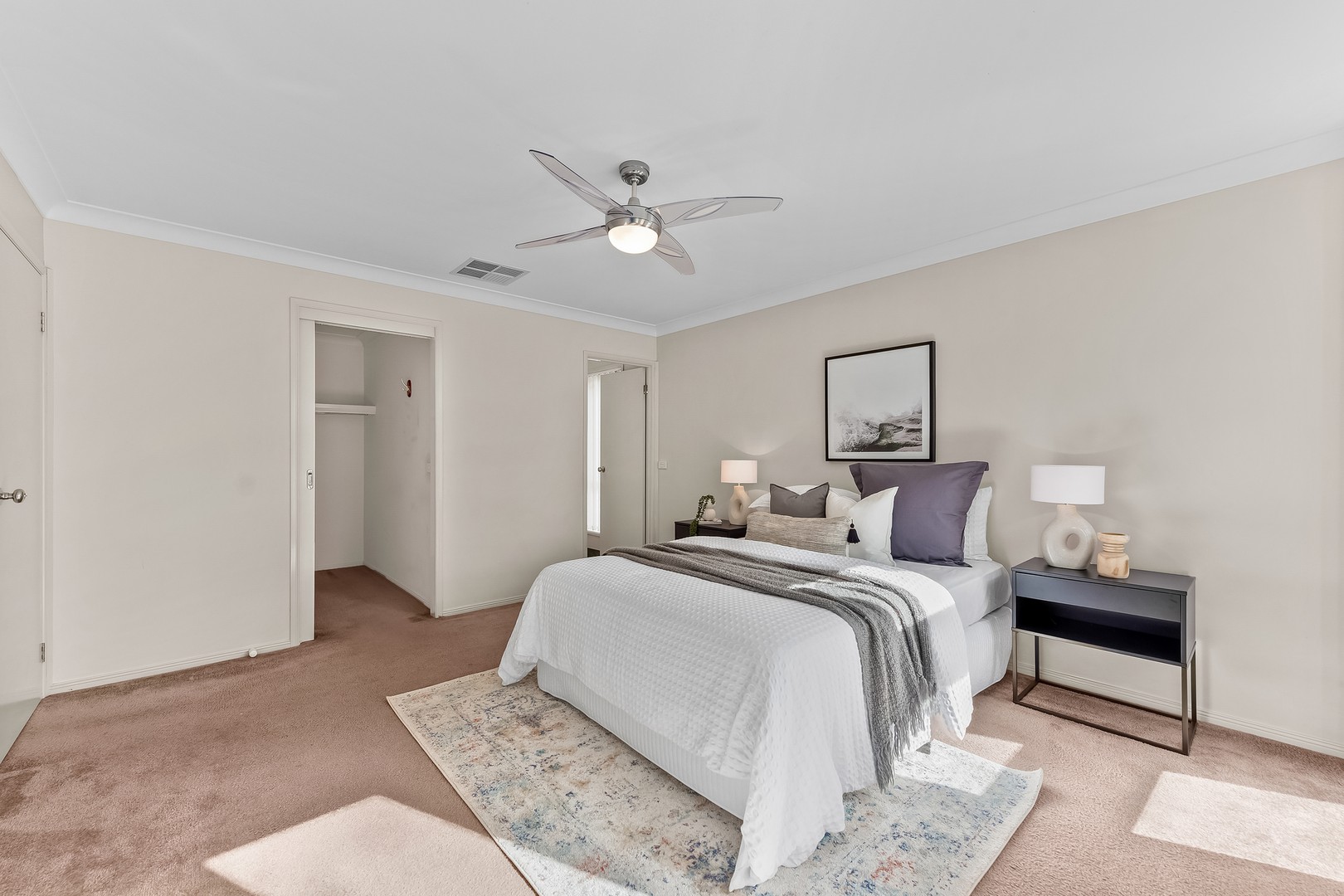 33 Meadowlands WayBerwick, VIC 3806, Berwick - Thumbnail 2