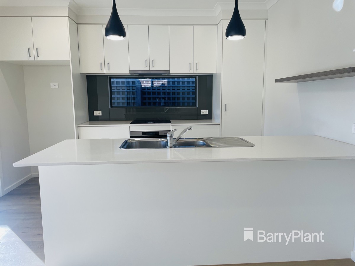 164 Third Avenue, Rosebud, VIC 3939 - Thumbnail 2 - 19/08/2021
