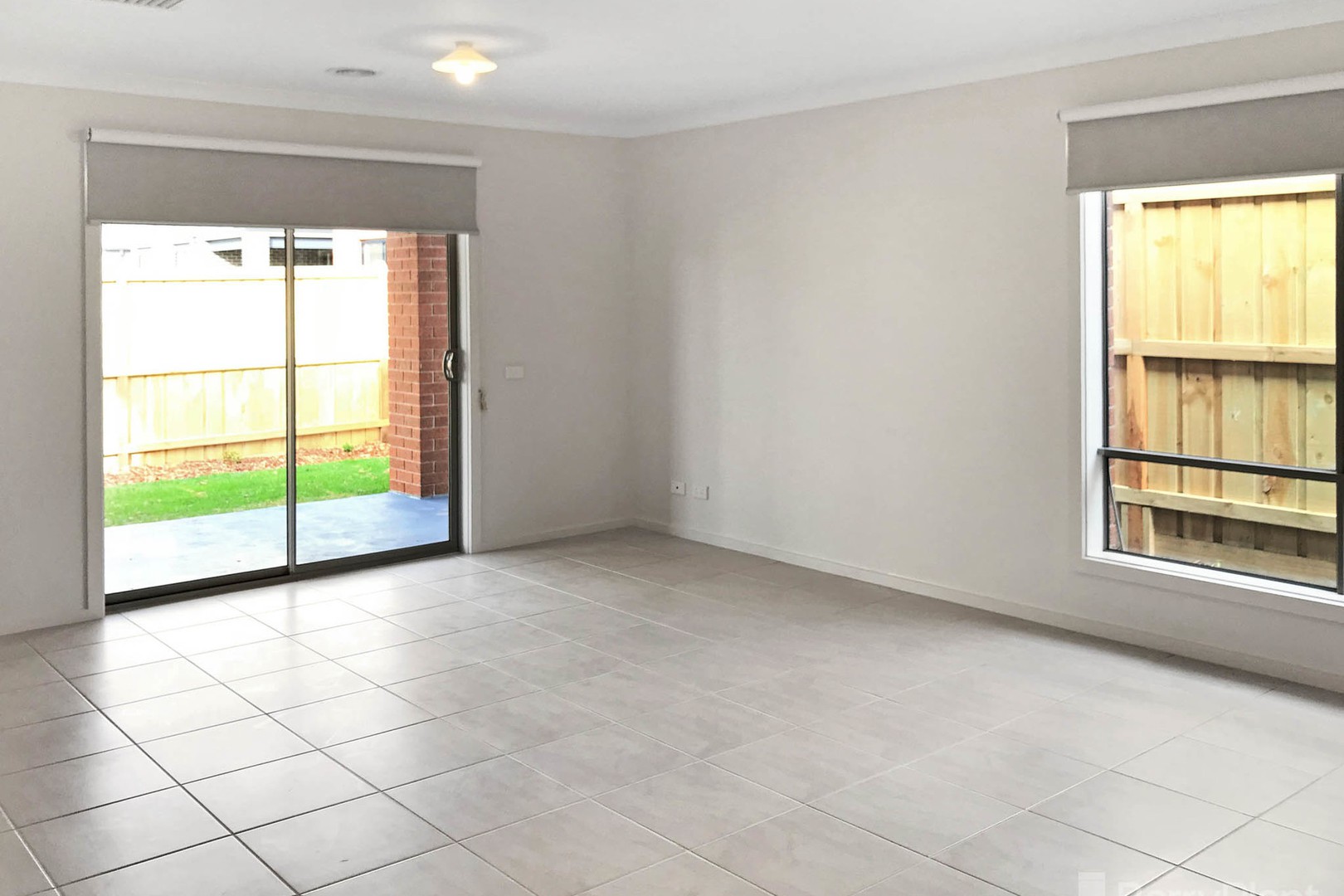 6 Rothschild AvenueClyde, VIC 3978, Clyde - Thumbnail 2