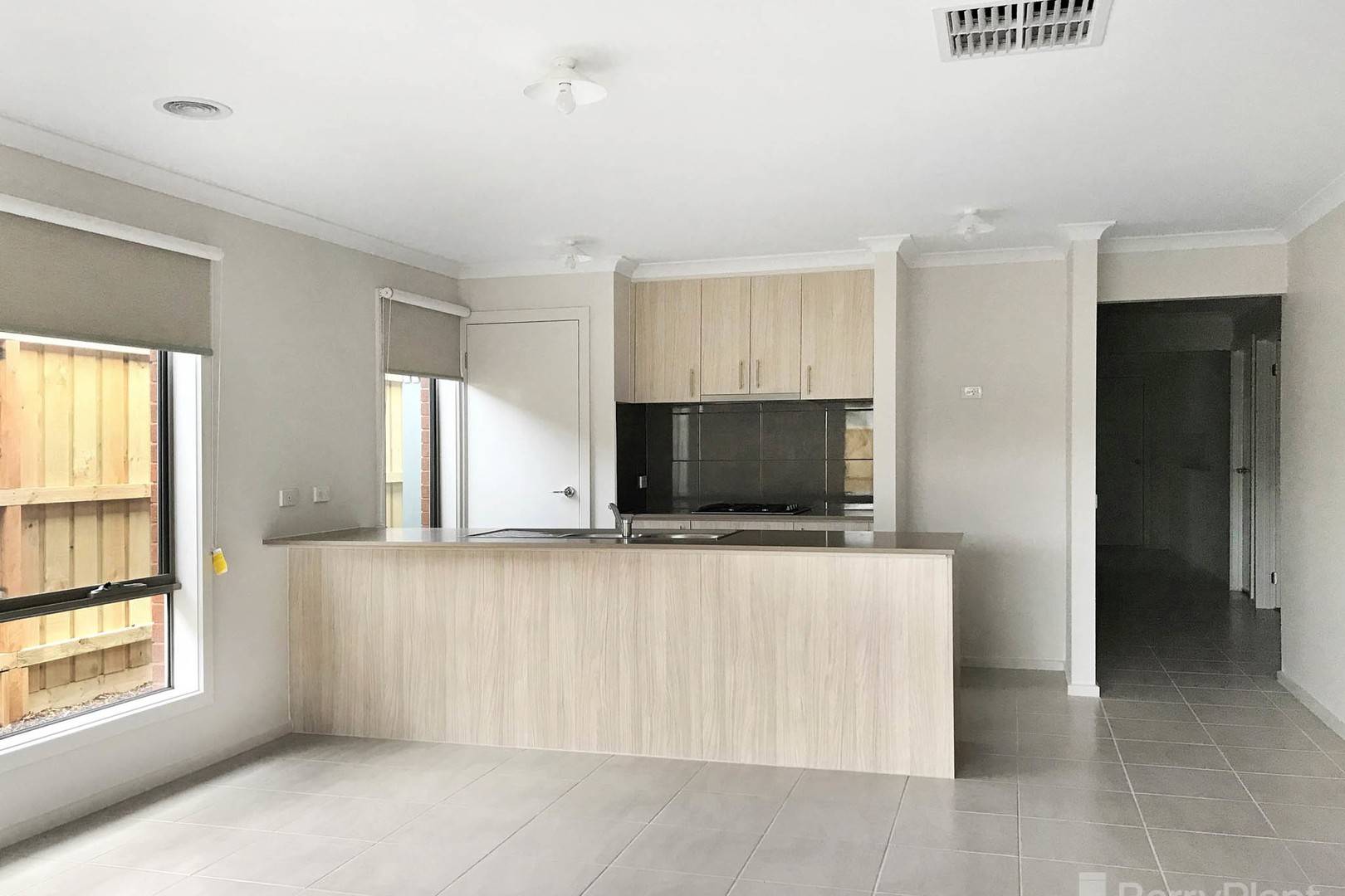 6 Rothschild AvenueClyde, VIC 3978, Clyde - Thumbnail 3