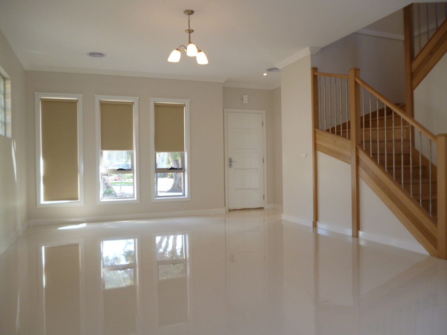 1/60 Bowes Avenue, Airport West, VIC 3042 - Thumbnail 2 - 20/08/2021