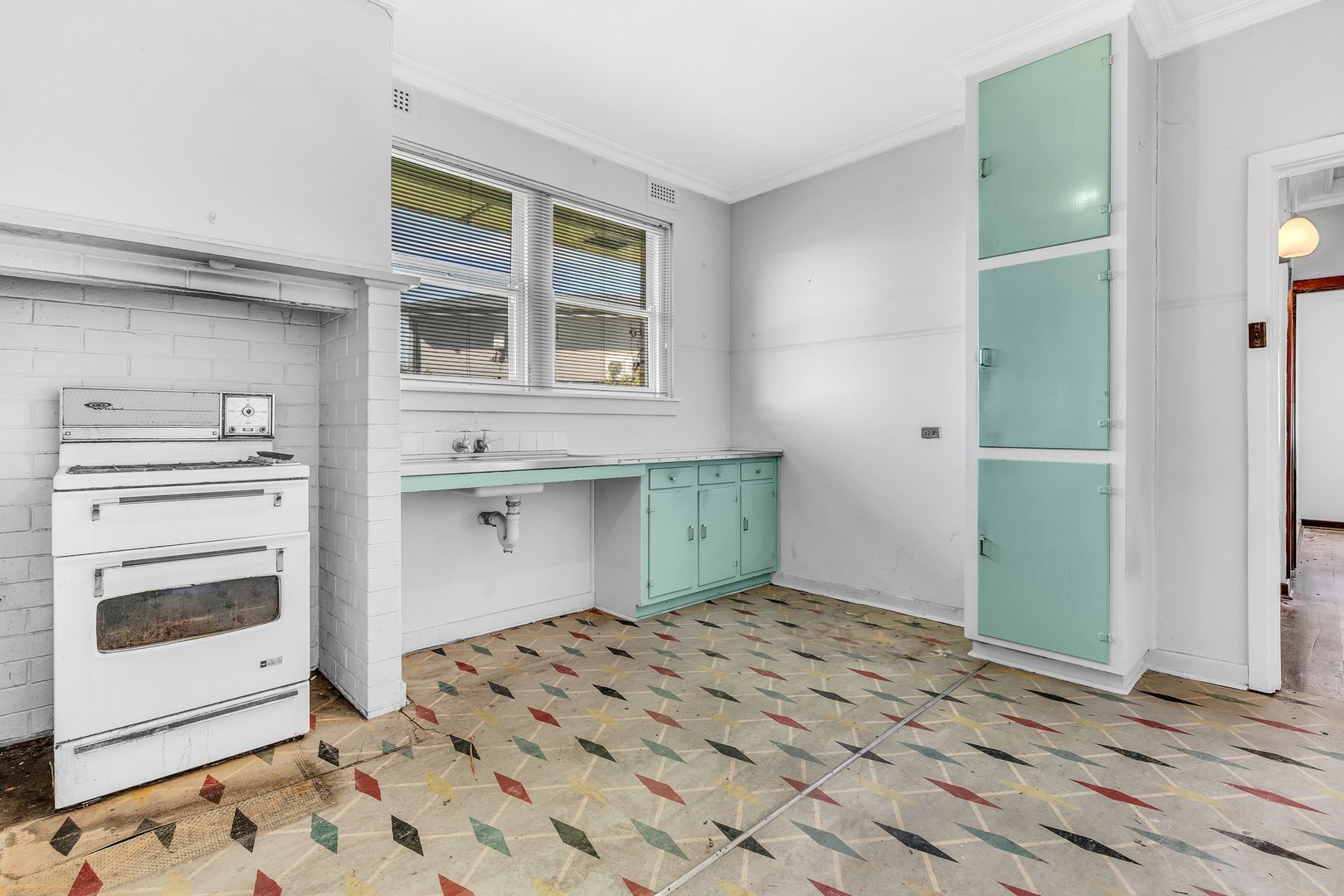16 Croft CrescentReservoir, VIC 3073, Reservoir - Thumbnail 6