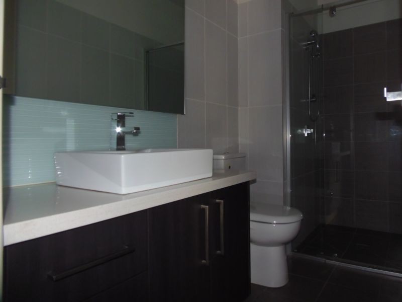16 Cranwell Square, Caroline Springs, VIC 3023 - Thumbnail 2 - 23/08/2021