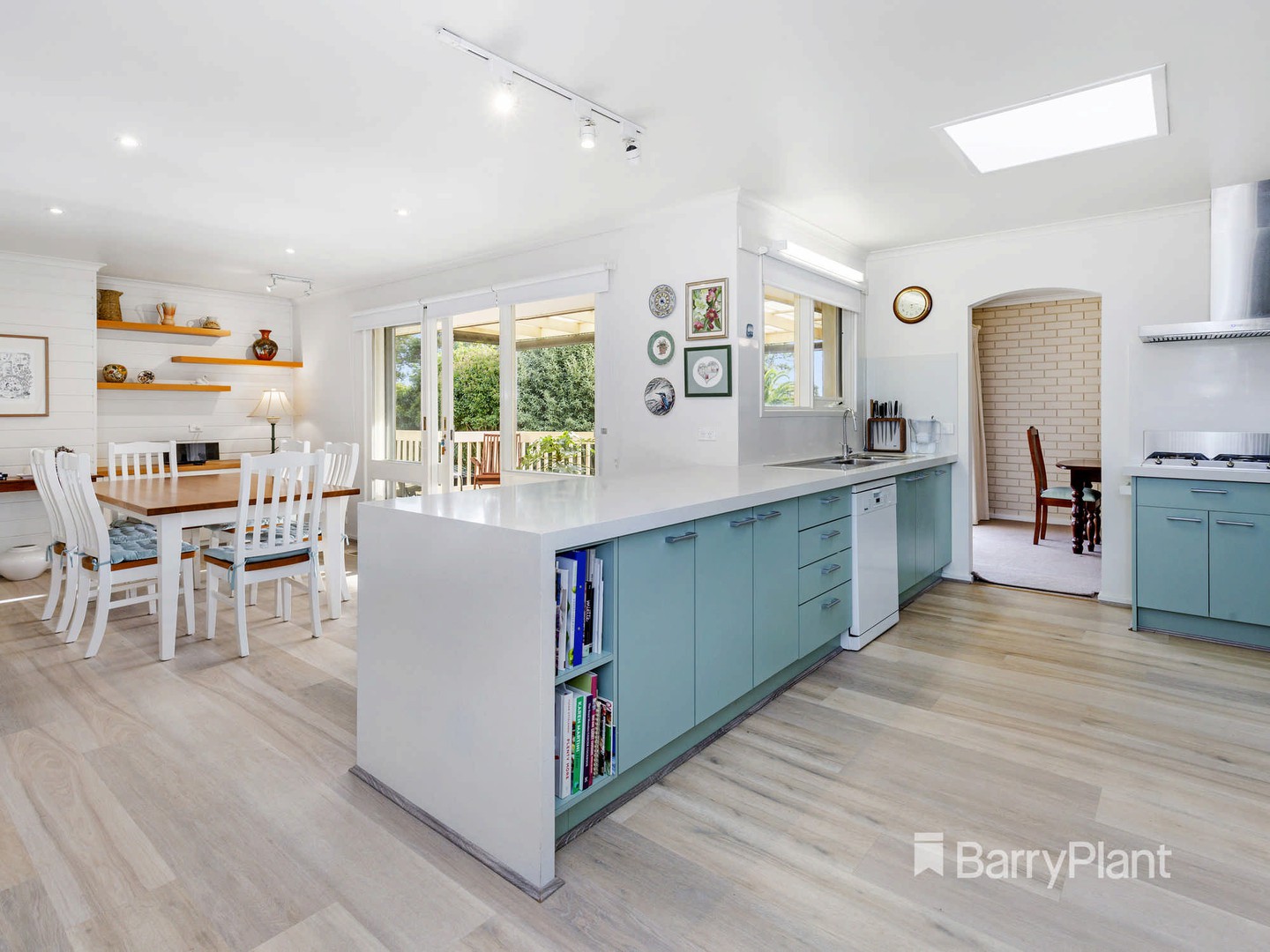 80 Wimborne Avenue, Mount Eliza, VIC 3930 - Thumbnail 2 - 24/08/2021