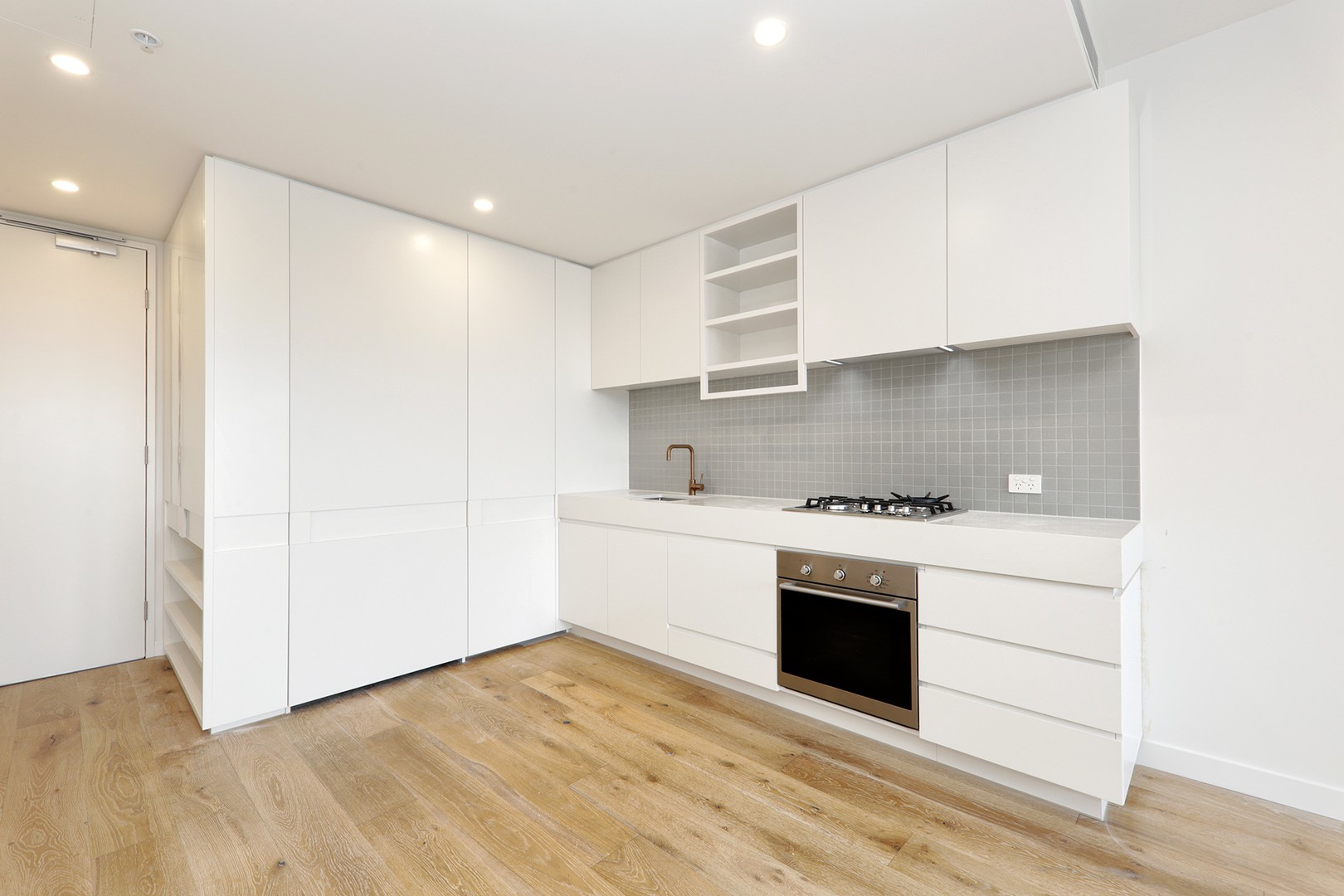 309/52 O'Sullivan Road, Glen Waverley, VIC 3150 - Thumbnail 2 - 24/08/2021