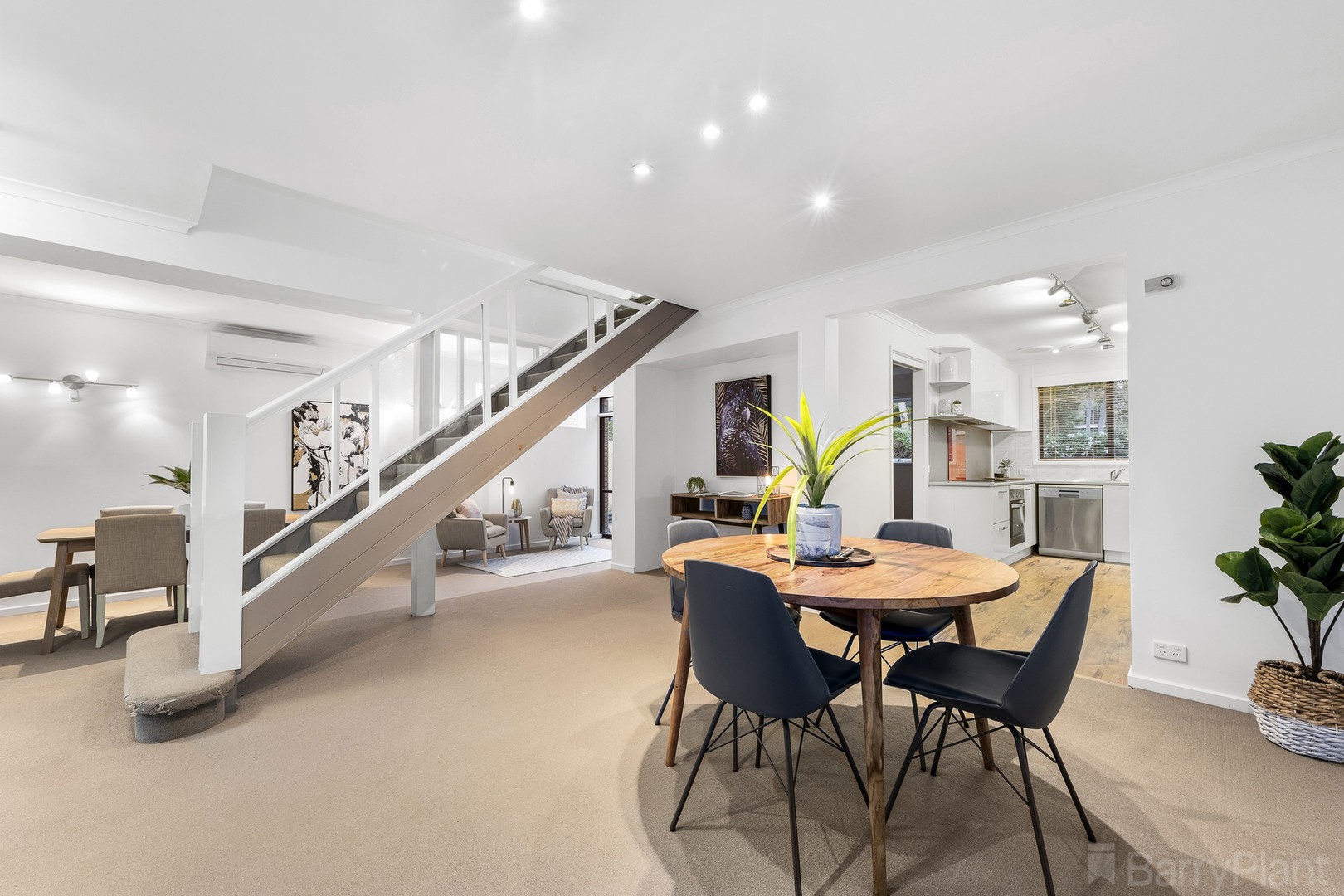16 Park CloseHeathmont, VIC 3135, Heathmont - Thumbnail 5