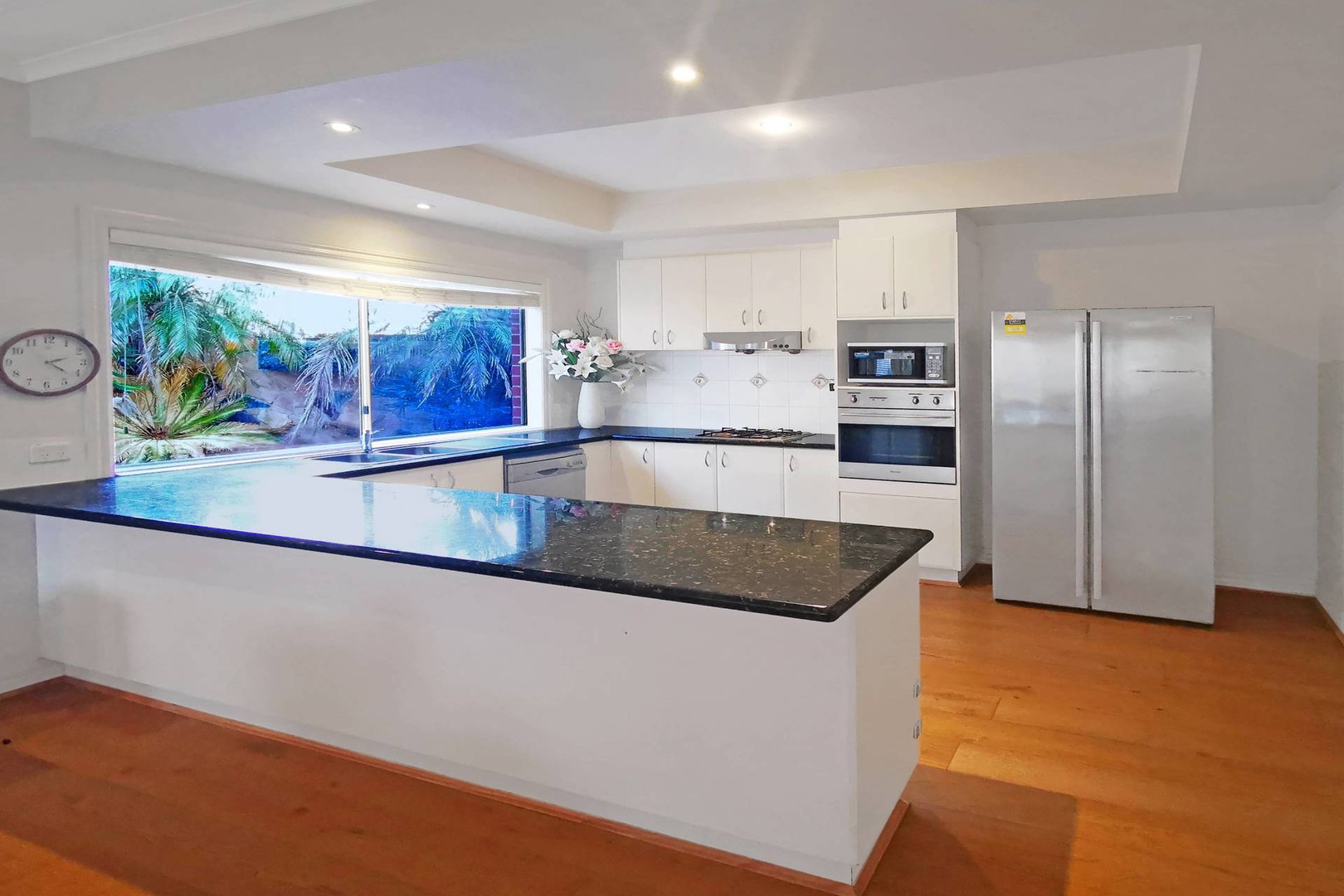 2 Maddy CourtRowville, VIC 3178, Rowville - Thumbnail 2