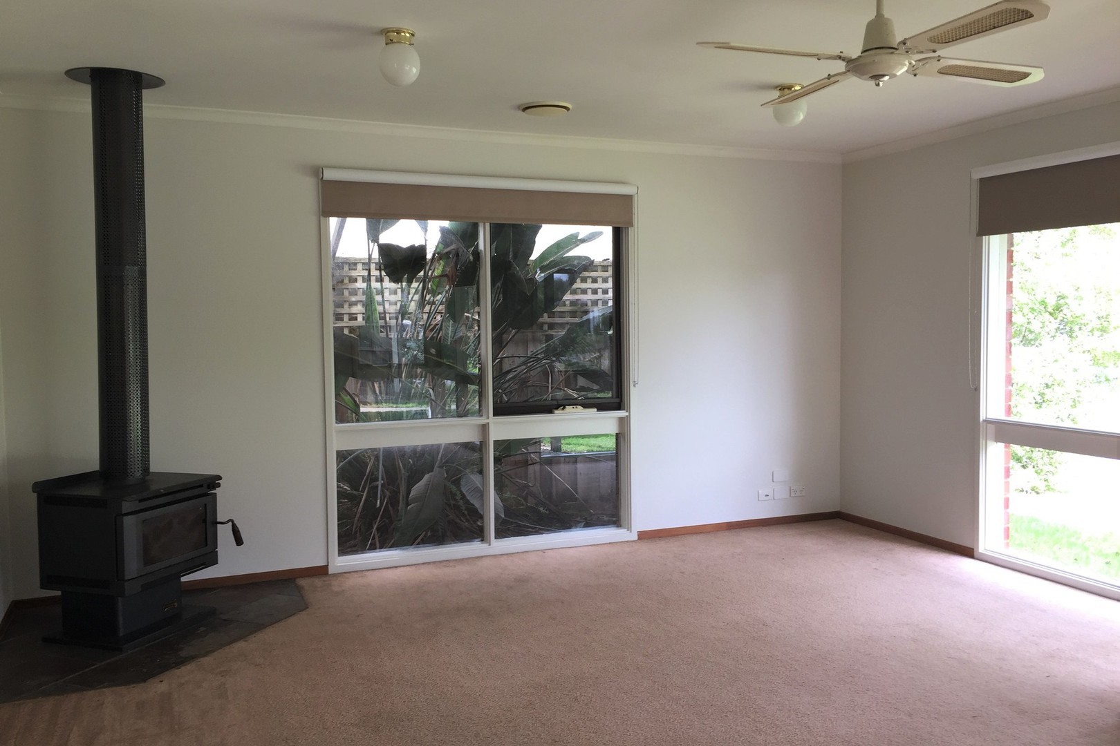 7 Ashfield Drive, Berwick, VIC 3806 - Thumbnail 2 - 26/08/2021