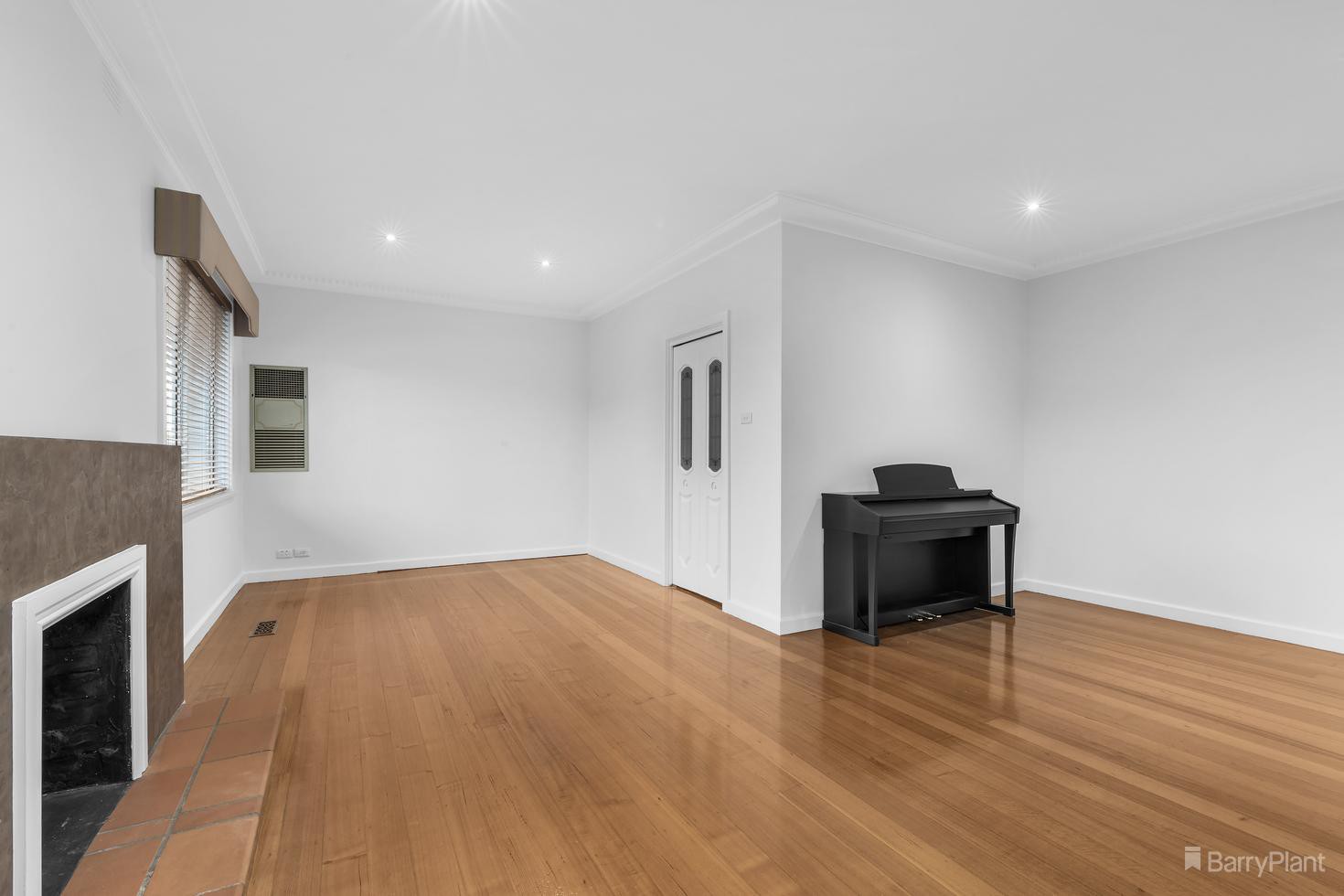 8 Edgevale Road, Bulleen, VIC 3105, Bulleen - Thumbnail 3