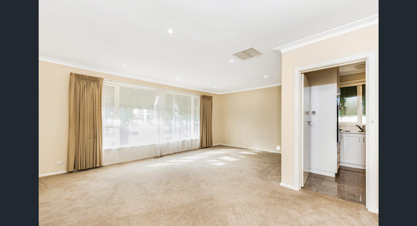 6 Hamal  Street, Donvale, VIC 3111 - Thumbnail 2 - 27/08/2021