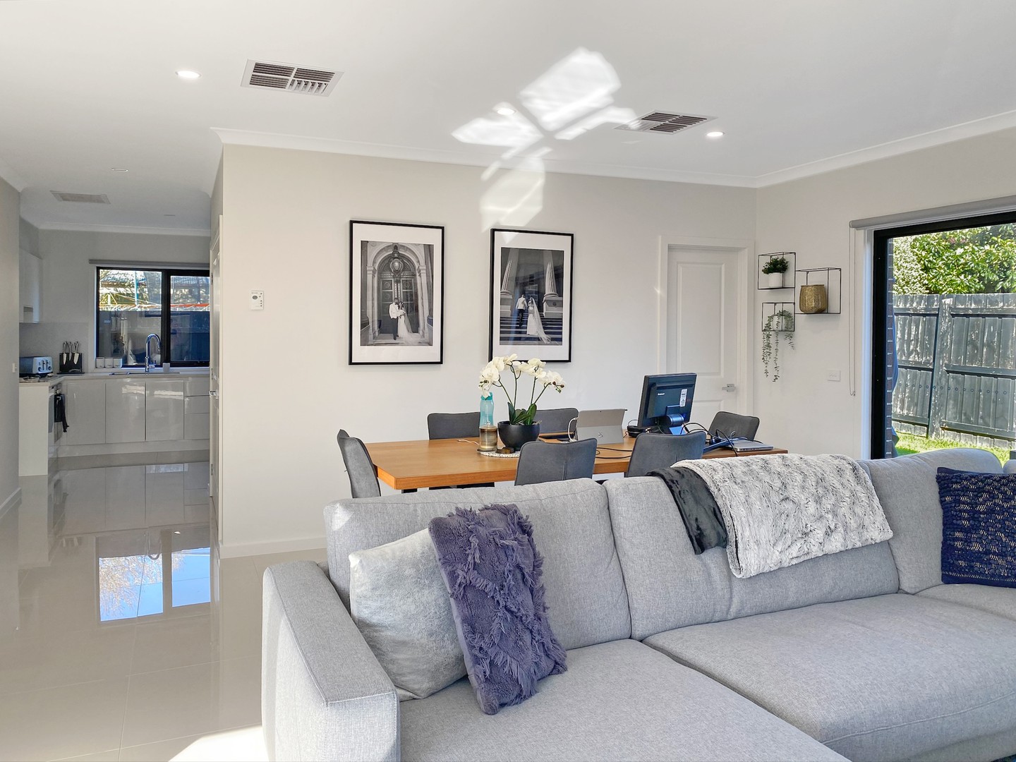 2/12 Ivan  Crescent, Hampton Park, VIC 3976, Hampton Park - Thumbnail 5