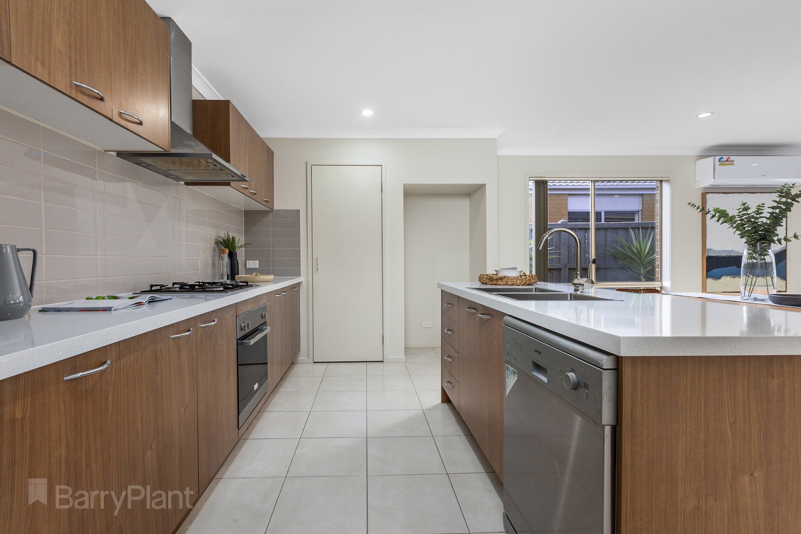 41 Grandpark CircuitPoint Cook, VIC 3030, Point Cook - Thumbnail 4