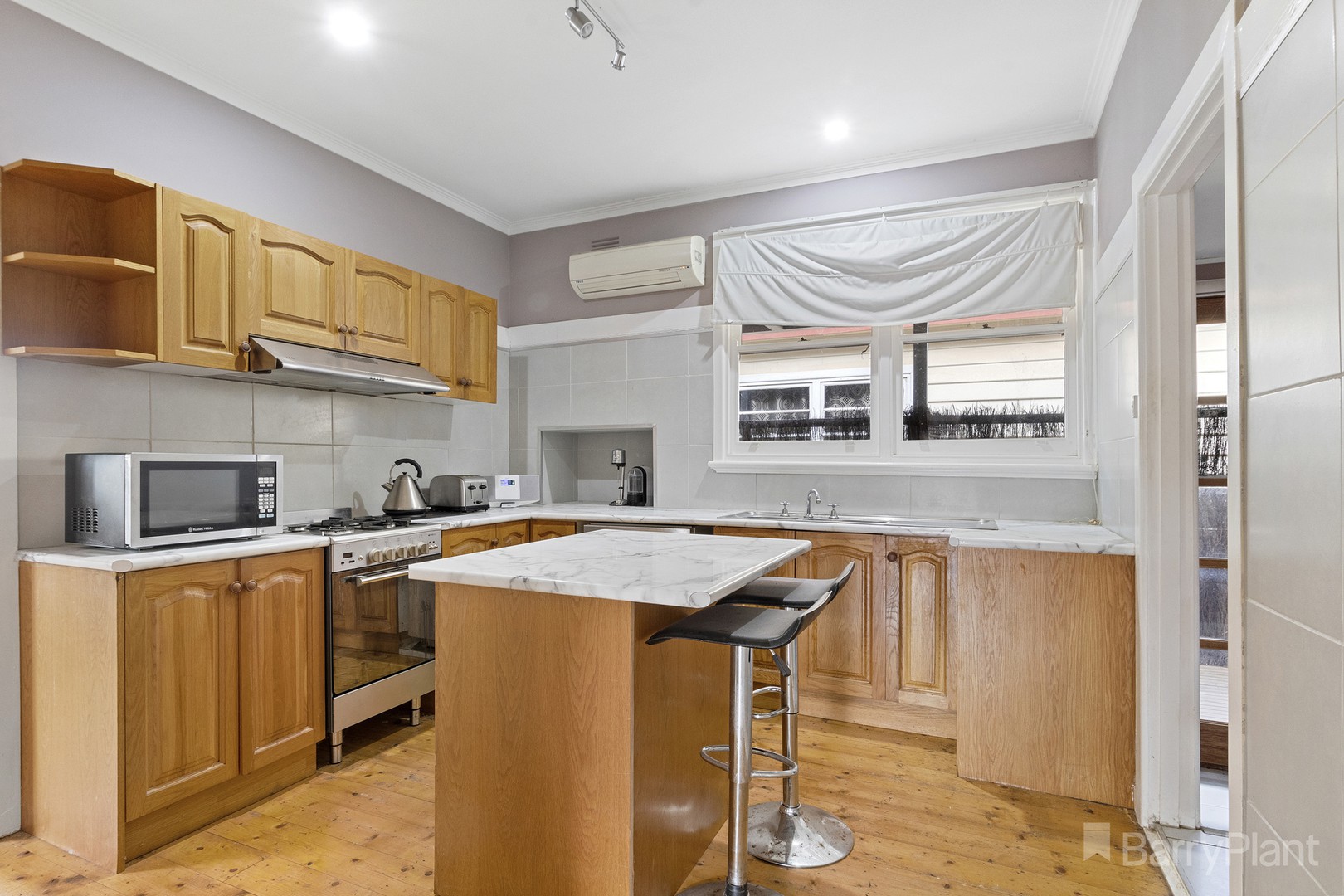 18 Carpenter StreetKangaroo Flat, VIC 3555, Kangaroo Flat - Thumbnail 2