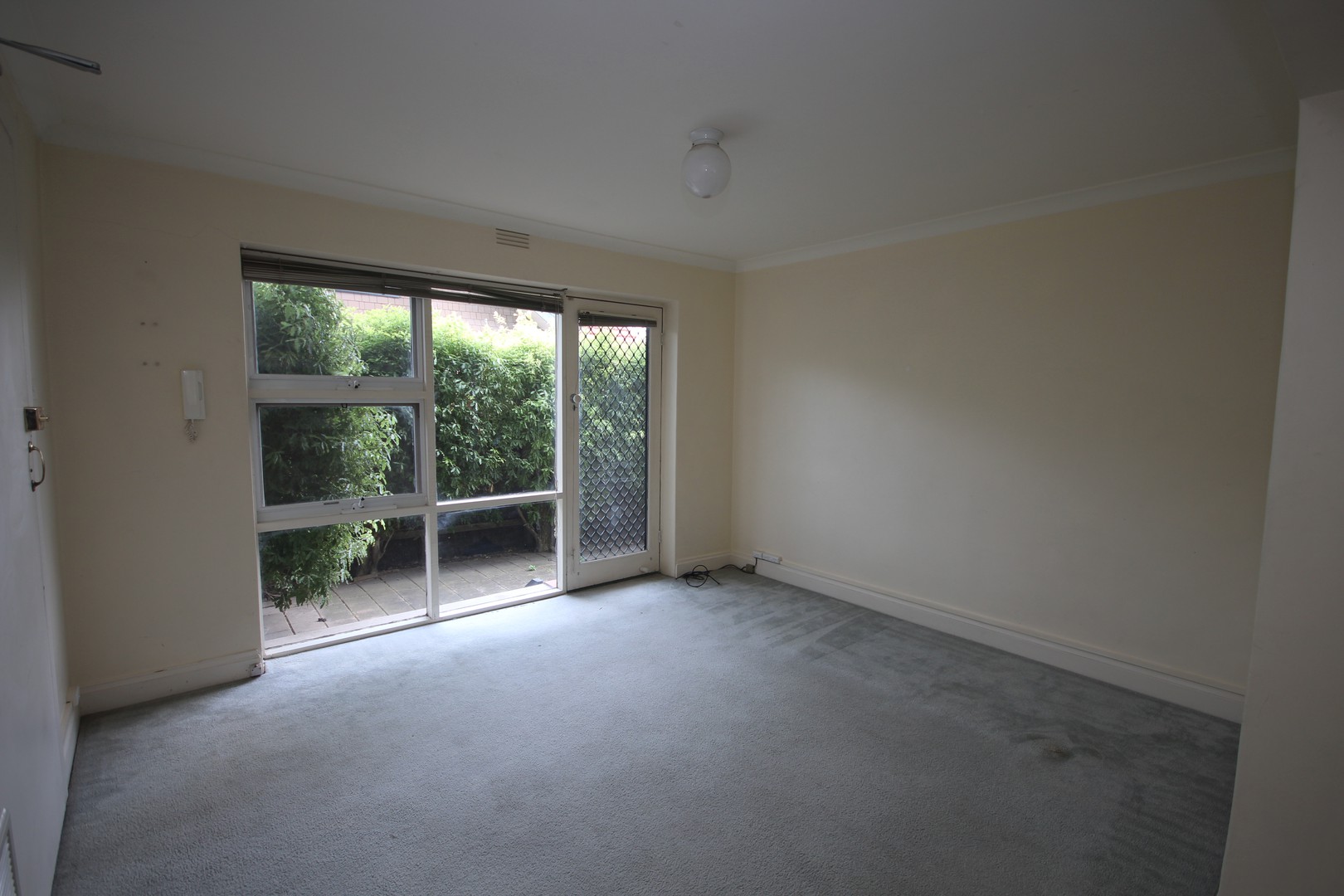3/50 Eastern Beach Road, Geelong, VIC 3220 - Thumbnail 2 - 31/08/2021