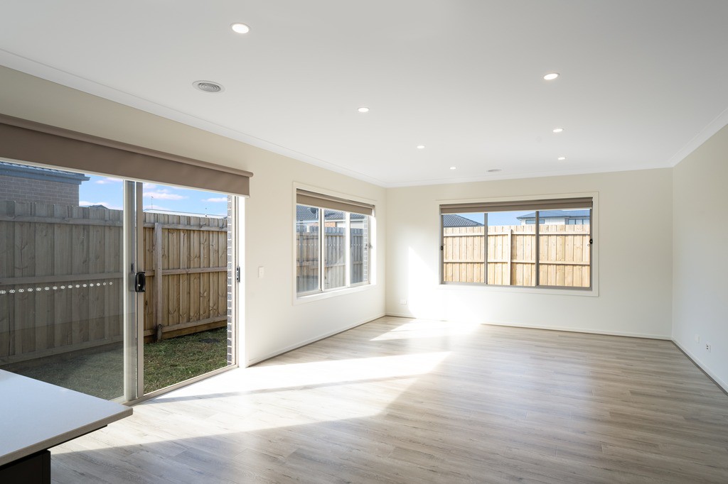 6 Duchess Drive, St Leonards, VIC 3223 - Thumbnail 2 - 31/08/2021