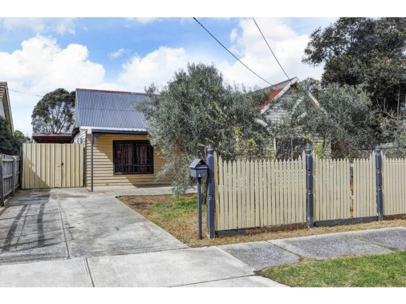 98 Lahinch StreetBroadmeadows, VIC 3047, Broadmeadows - Thumbnail 3