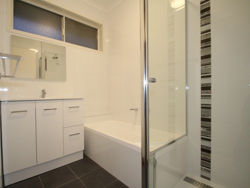13 Wimbledon Court, Mooroolbark, VIC 3138 - Thumbnail 2 - 31/08/2021