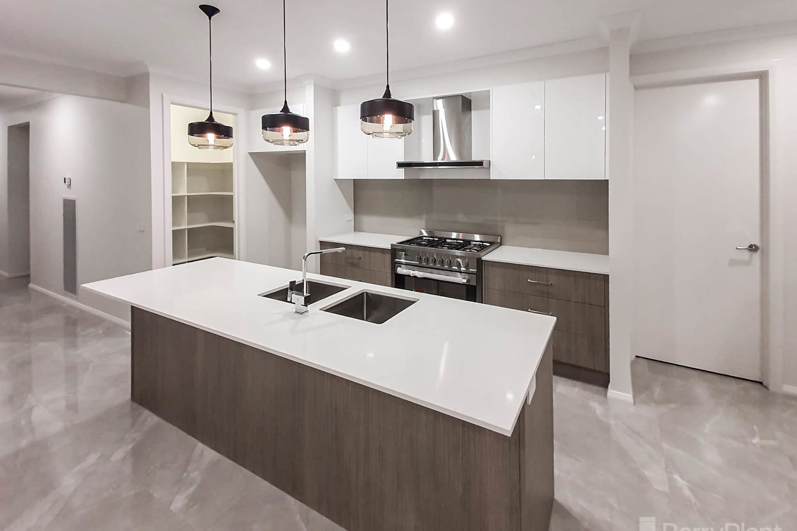 12 Mattamber Street, Clyde North, VIC 3978 - Thumbnail 2 - 31/08/2021