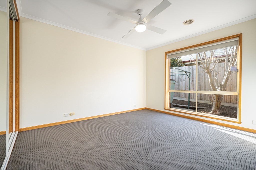 10 Augustine Drive, Highton, VIC 3216, Highton - Thumbnail 4
