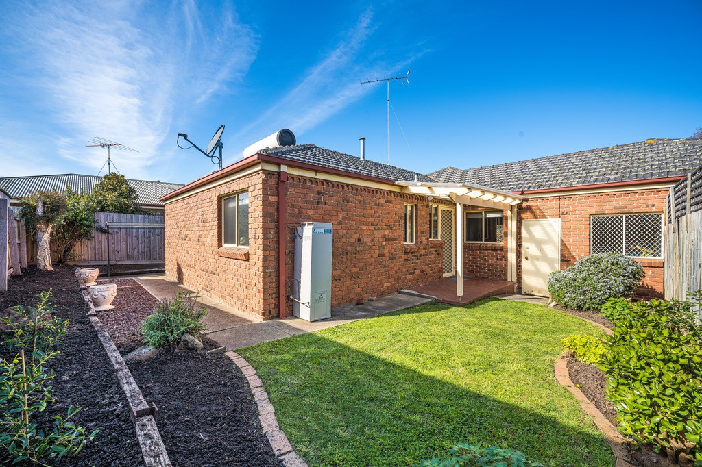 10 Augustine Drive, Highton, VIC 3216, Highton - Thumbnail 7