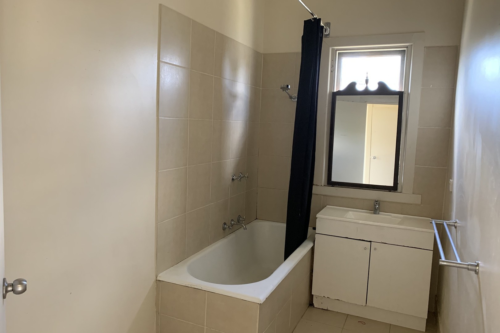 33 Isabella Street, Shepparton, VIC 3630 - Thumbnail 2 - 01/09/2021