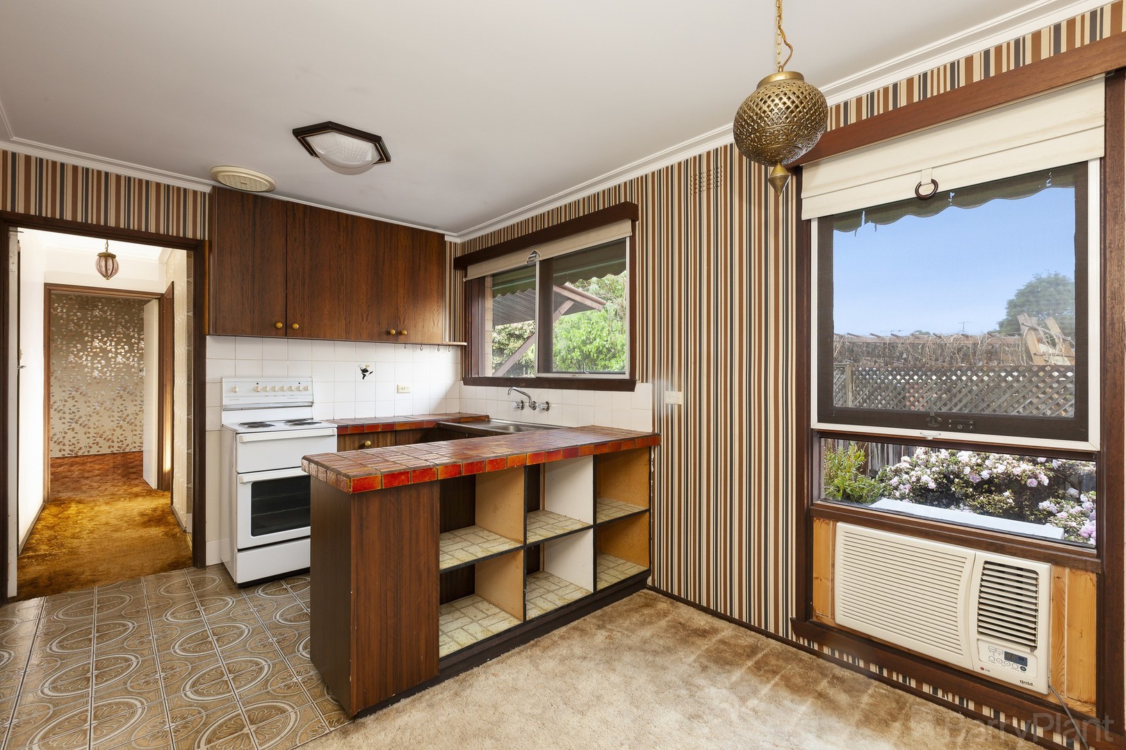 18 Sherwood AvenueRingwood East, VIC 3135, Ringwood East - Thumbnail 3