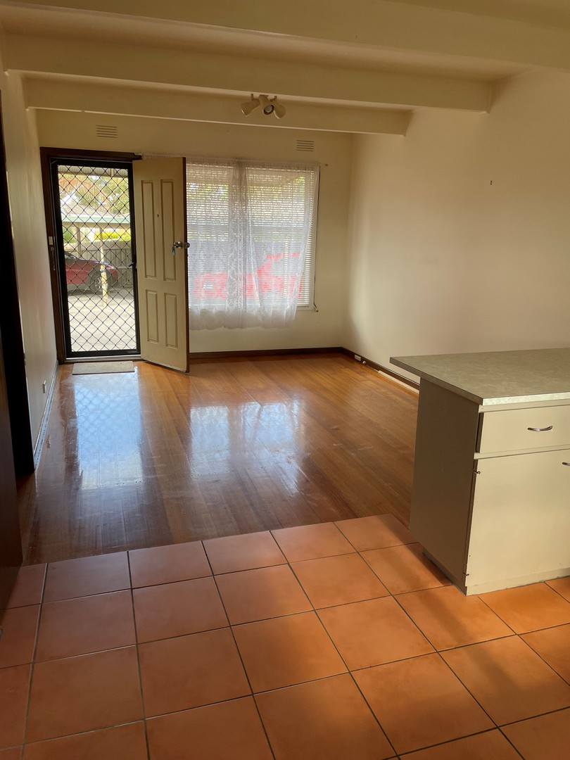 2/4 Everett Close, Herne Hill, VIC 3218, Herne Hill - Thumbnail 3