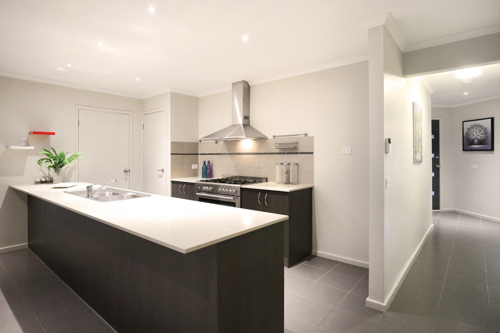 4 White Cedar Place, Craigieburn, VIC 3064 - Thumbnail 1 - 03/09/2021