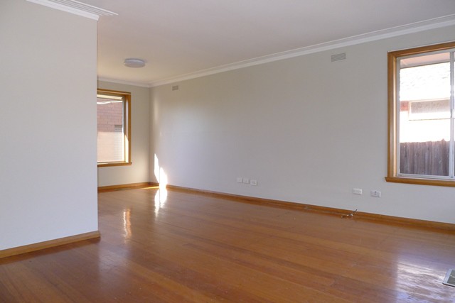 18 Vista Drive, Keilor East, VIC 3033 - Thumbnail 1 - 06/09/2021