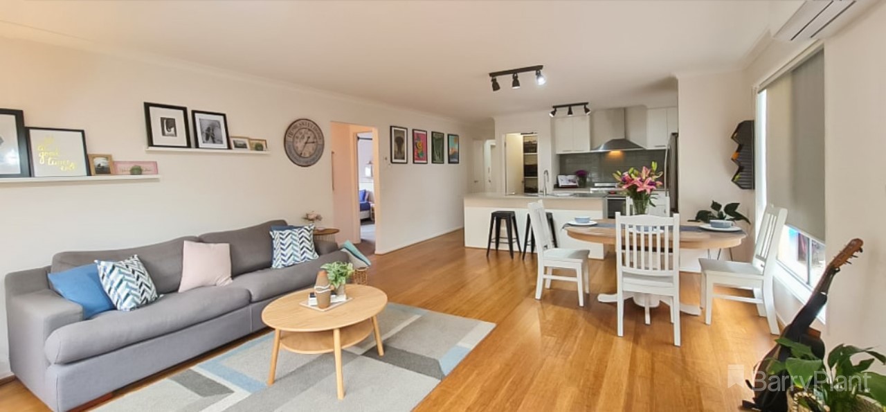 76 Belmont CrescentPakenham, VIC 3810, Pakenham - Thumbnail 4