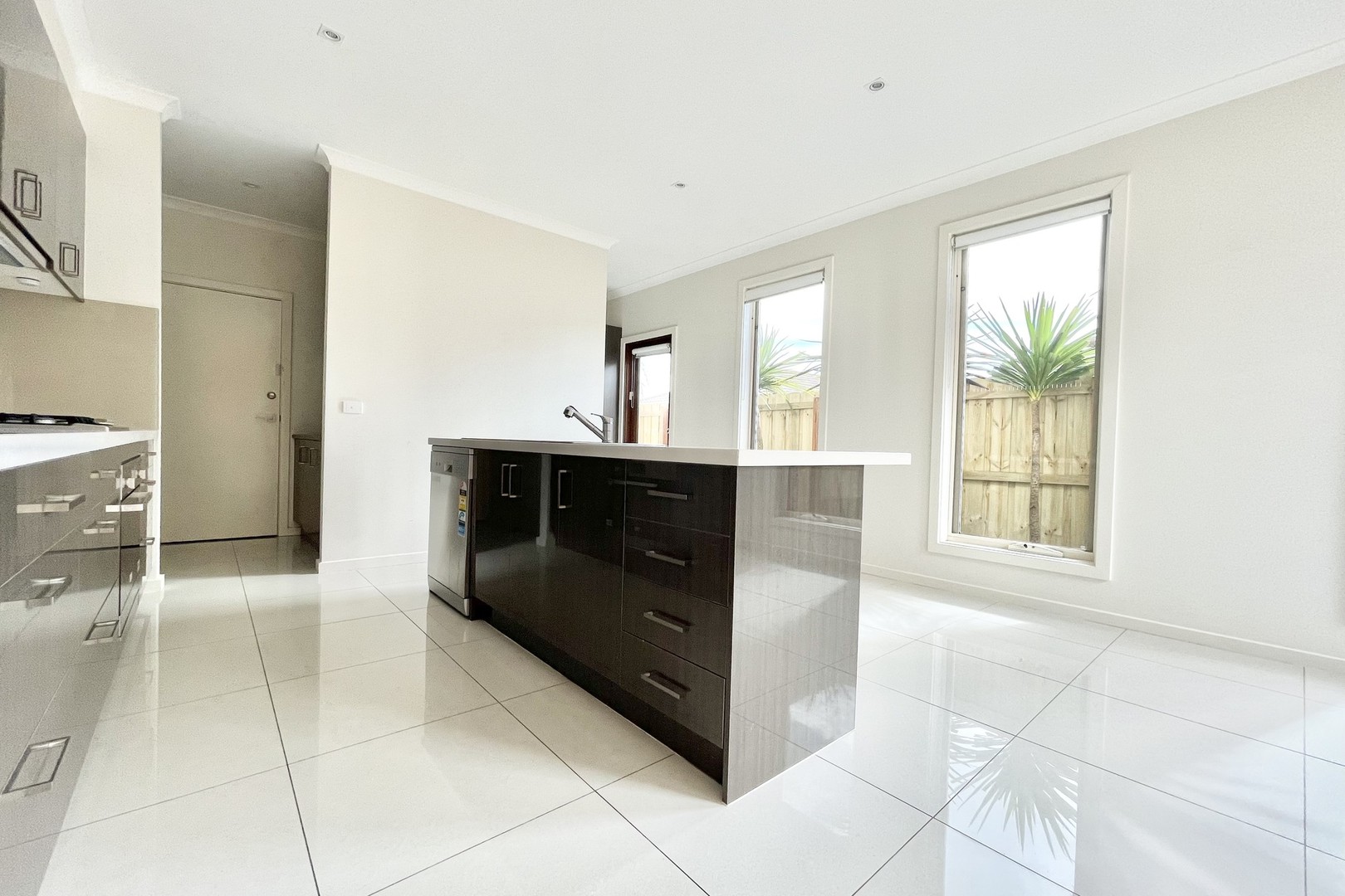 119B Clarendon StreetCranbourne, VIC 3977, Cranbourne - Thumbnail 2