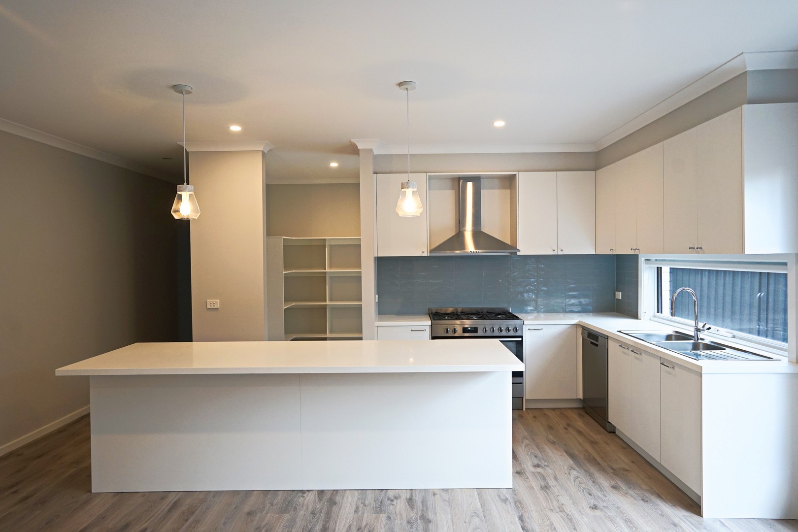 11 Phillip Road, Keilor East, VIC 3033 - Thumbnail 2 - 07/09/2021