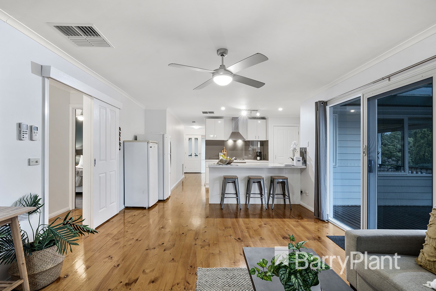 40 Bristol CrescentLilydale, VIC 3140, Lilydale - Thumbnail 4