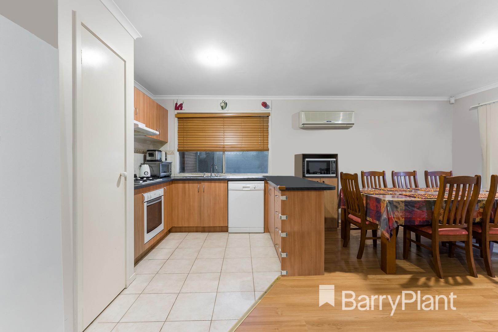 22 Scherbourg PlaceHoppers Crossing, VIC 3029, Hoppers Crossing - Thumbnail 4